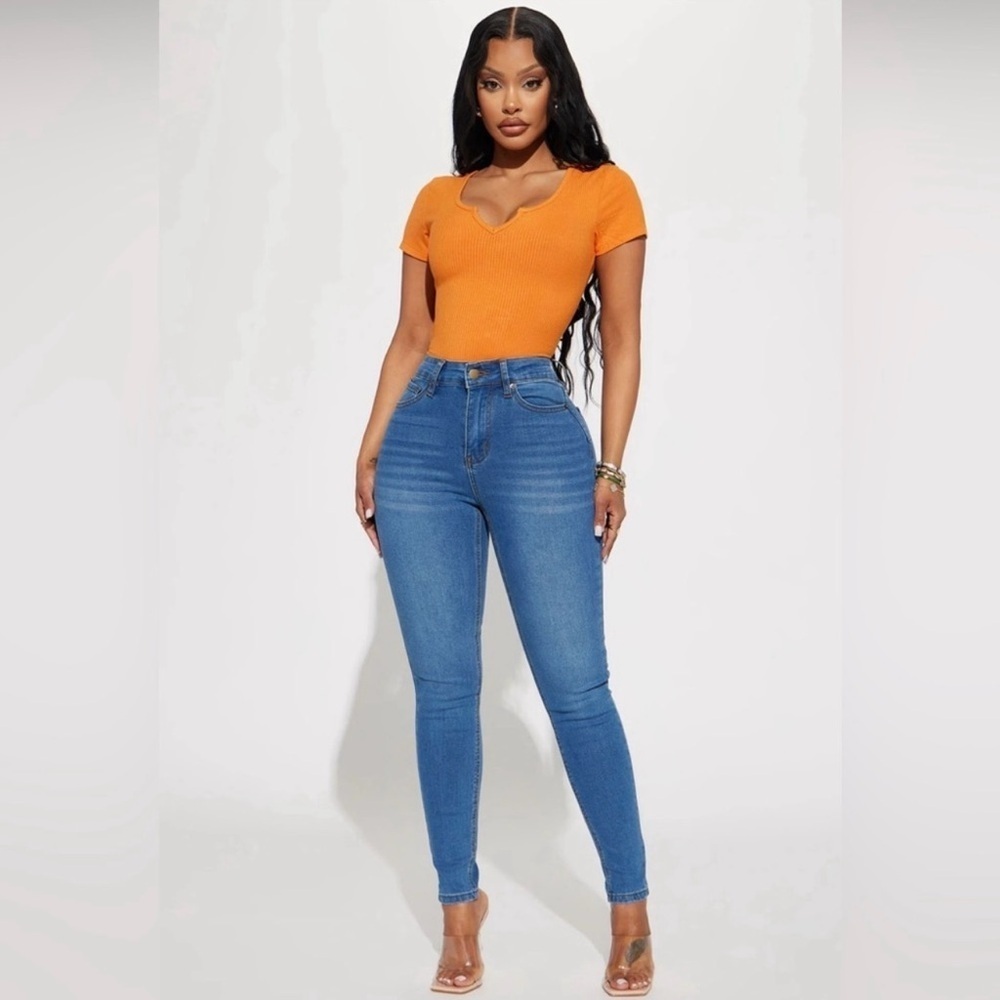 NWT Fashion Nova Vibeā Check Curvy Stretch Skinny Jeans Size 9